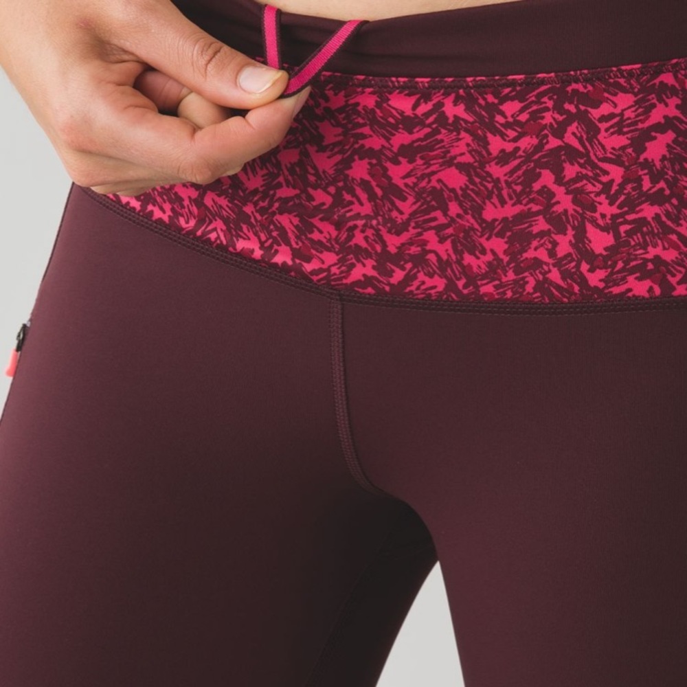 Lululemon Can't Stop Pant II Bordeaux Drama / Mountain Peaks size 4 - Picture 5 of 14